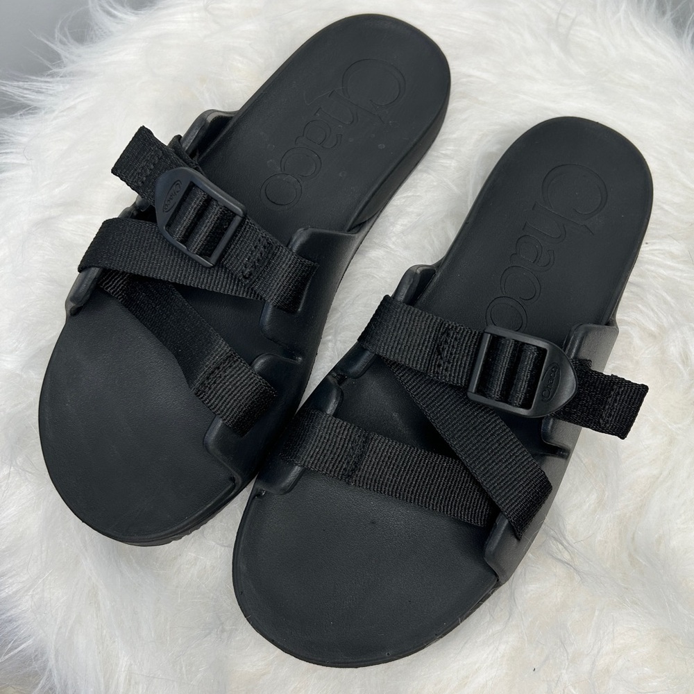 CHACO Big Kids Black Chillos Slides Sandals